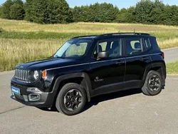 Czarny Używany 2015 Jeep Renegade SUV | 53 900 zł (Uczciwa cena)
