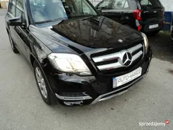 Czarny Używany 2013 Mercedes GLK220 SUV | 67 000 zł