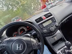 Srebrny Używany 2006 Honda Accord Kombi | 5800 zł (Uczciwa cena)