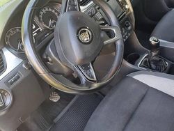 Biały Używany 2018 Skoda Rapid Hatchback | 18 000 zł (Super Cena)