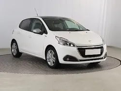 Biały Używany 2016 Peugeot 208 Hatchback | 26 499 zł (Uczciwa cena)