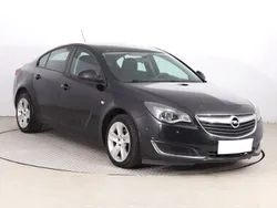 Czarny Używany 2015 Opel Insignia Sedan/Limuzyna | 37 999 zł (Uczciwa cena)