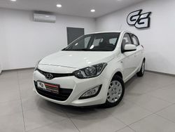 Biały Używany 2012 Hyundai i20 Hatchback | 23 999 zł (Drogi)