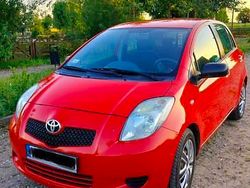 Czerwony Używany 2008 Toyota Yaris Sedan/Limuzyna | 11 800 zł (Uczciwa cena)