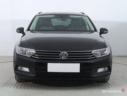 Czarny Używany 2016 VW Passat Kombi | 41 999 zł (Uczciwa cena)