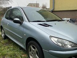 Inny kolor Używany 2006 Peugeot 206 Hatchback | 3500 zł (Uczciwa cena)