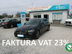 Czarny (metalik) Używany 2021 Mercedes E220 Kombi | 130 000 zł