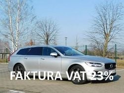 Srebrny (metalik) Używany 2017 Volvo V90 Kombi | 79 980 zł