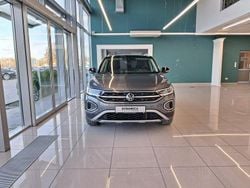 Szary Używany 2024 VW T-Roc Style SUV | 139 900 zł (Uczciwa cena)