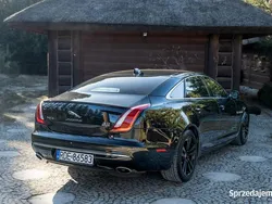 Czarny (metalik) Używany 2016 Jaguar XJ Portfolio Sedan/Limuzyna | 116 777 zł