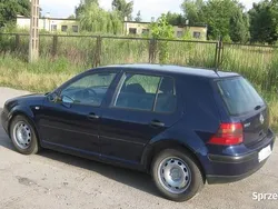Granatowy Używany 2001 VW Golf IV Hatchback | 3750 zł (Dobra cena)