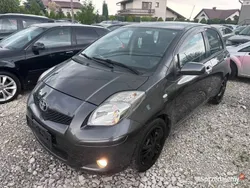 Szary Używany 2010 Toyota Yaris Hatchback | 18 900 zł (Uczciwa cena)