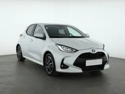 Biały Używany 2022 Toyota Yaris Hatchback | 82 999 zł (Drogi)