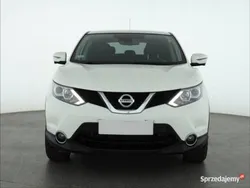 Biały Używany 2016 Nissan Qashqai SUV | 49 999 zł (Uczciwa cena)