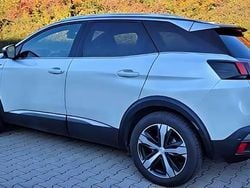 Biały Używany 2018 Peugeot 3008 Hatchback | 84 900 zł