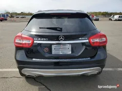 Czarny Używany 2018 Mercedes GLA250 SUV | 52 500 zł