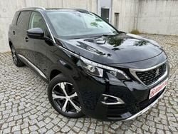 Czarny Używany 2018 Peugeot 5008 Minivan | 64 444 zł (Uczciwa cena)