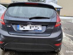 Grafitowy Używany 2009 Ford Fiesta Hatchback | 13 800 zł (Uczciwa cena)