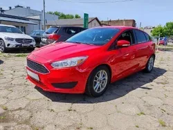 Czerwony Używany 2016 Ford Focus Hatchback | 29 900 zł