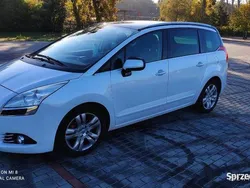 Używany 2011 Peugeot 5008 Allure Minivan | 21 900 zł (Dość drogi)