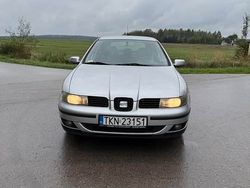 Srebrny Używany 2002 Seat Leon Hatchback | 3000 zł (Dobra cena)