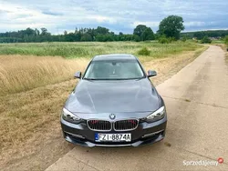 Szary Używany 2013 BMW 328 Luxury Line Sedan/Limuzyna | 49 999 zł (Uczciwa cena)
