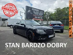 Czarny Używany 2018 Chrysler 300C Sedan/Limuzyna | 89 990 zł