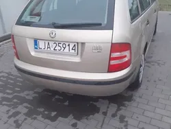 Inny kolor Używany 2005 Skoda Fabia Kombi | 9200 zł
