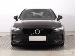 Czarny Używany 2020 Volvo V60 Kombi | 87 999 zł (Dość drogi)