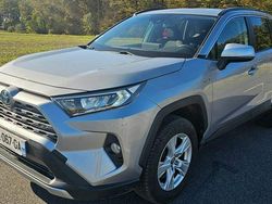 Inny kolor Używany 2019 Toyota RAV4 SUV | 68 999 zł
