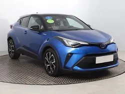 Niebieski Używany 2019 Toyota C-HR SUV | 97 999 zł (Uczciwa cena)