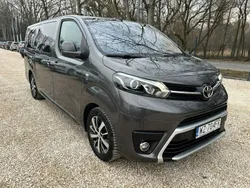 Szary (metalik) Używany 2022 Toyota Proace Van | 169 900 zł (Uczciwa cena)