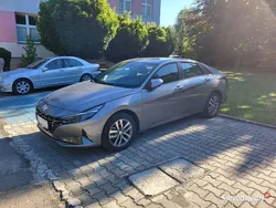 Srebrny Używany 2022 Hyundai Elantra Sedan/Limuzyna | 85 000 zł (Dość drogi)
