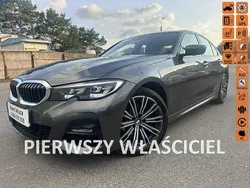 Szary (metalik) Używany 2022 BMW 320 Sedan/Limuzyna | 121 900 zł (Dość drogi)