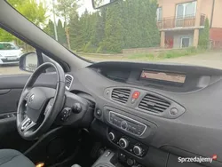 Używany 2010 Renault Scénic III Minivan | 21 000 zł (Uczciwa cena)