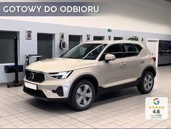Inny kolor Nowe 2025 Volvo XC40 Core SUV | 192 400 zł
