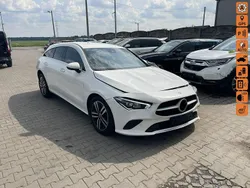 Biały (metalik) Używany 2021 Mercedes CLA200 Kombi | 66 900 zł