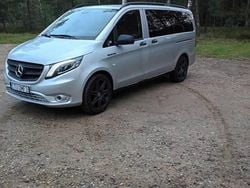 Srebrny Używany 2016 Mercedes Vito Minivan | 76 000 zł