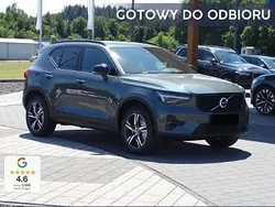 Inny kolor Nowe 2025 Volvo XC40 Plus SUV | 192 800 zł