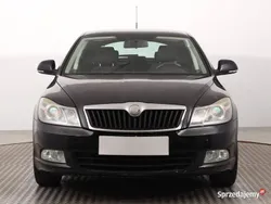 Czarny Używany 2010 Skoda Octavia Hatchback | 15 999 zł (Dobra cena)