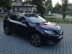Czarny Używany 2015 Nissan Qashqai Tekna SUV | 52 500 zł (Uczciwa cena)