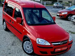 Czerwony (metalik) Używany 2010 Opel Combo Minivan | 14 900 zł (Uczciwa cena)
