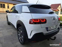 Biały Używany 2018 Citroën C4 Cactus Hatchback | 43 200 zł (Uczciwa cena)