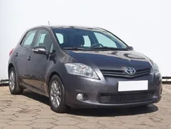 Szary Używany 2011 Toyota Auris Hatchback | 19 999 zł (Dobra cena)