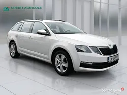 Biały Używany 2020 Skoda Octavia Ambition Kombi | 39 700 zł (Dobra cena)