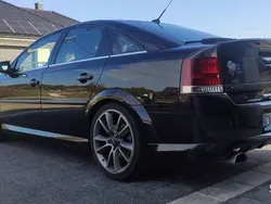 Czarny Używany 2006 Opel Vectra OPC Hatchback | 30 000 zł