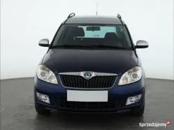 Niebieski Używany 2011 Skoda Roomster Kombi | 22 999 zł (Uczciwa cena)
