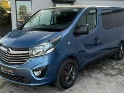 Niebieski (metalik) Używany 2015 Opel Vivaro Van | 52 900 zł (Dobra cena)