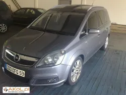 Niebieski ciemny (metalik) Używany 2007 Opel Zafira Minivan | 33 162 zł