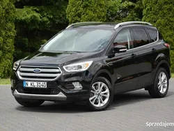 Czarny Używany 2017 Ford Kuga Titanium SUV | 59 900 zł (Uczciwa cena)